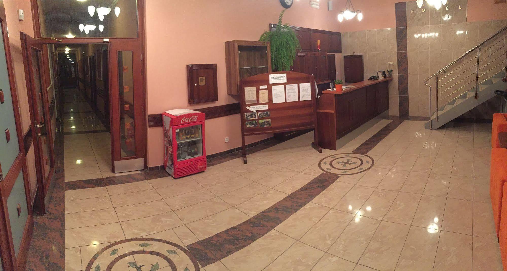 塔特拉蒙蒂酒店 波普拉德 外观 照片